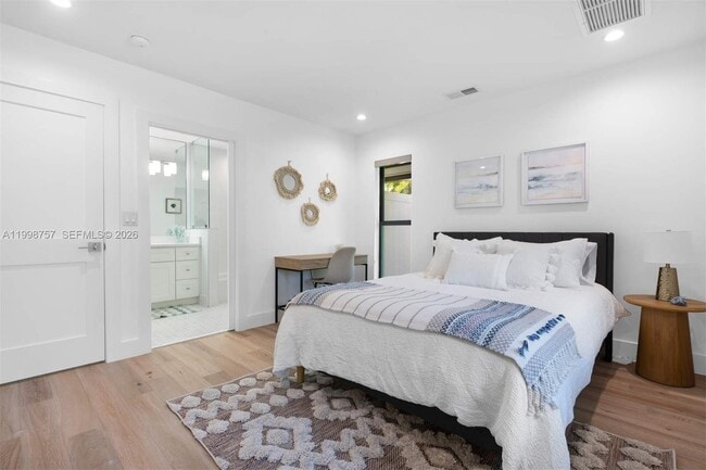 Photo - 18 Hersey Dr