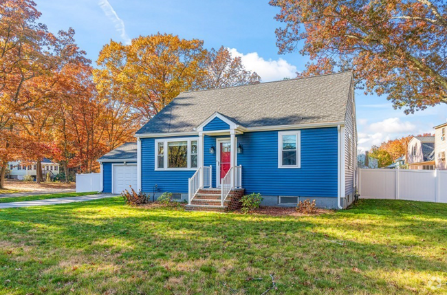 Building Photo - 235 N Billerica Rd Rental