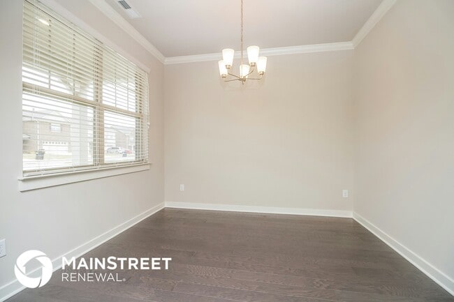 Photo - 3130 Kemp Wy