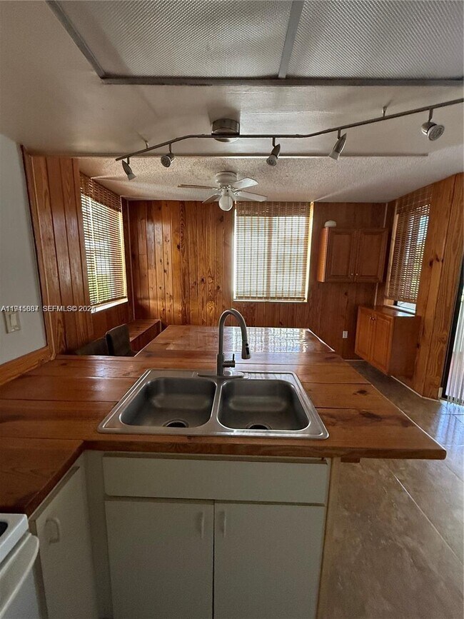 Photo - 8255 SW 152nd Ave Unit E-406