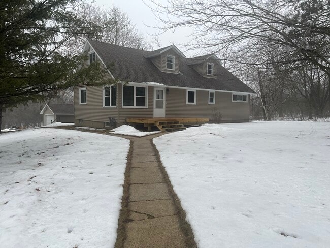 Photo - 2520 28th St SE Unit 2