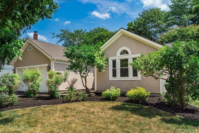 Building Photo - 6611 Fallen Timbers Dr