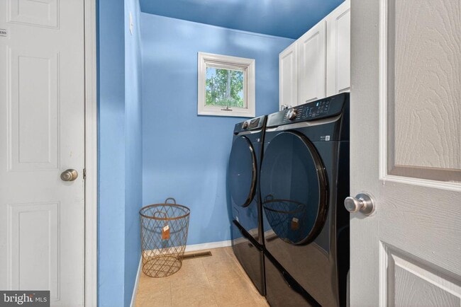 3 Tall Oaks Ct