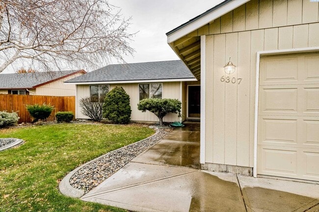 Photo - Nice Home, Yard care Included