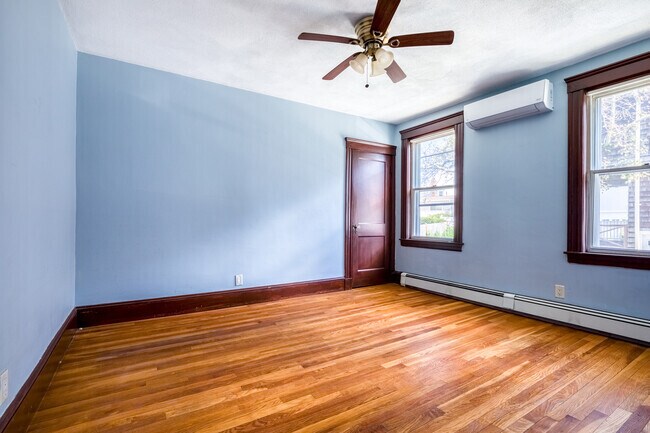 Photo - 336 Riverside Ave Unit 1