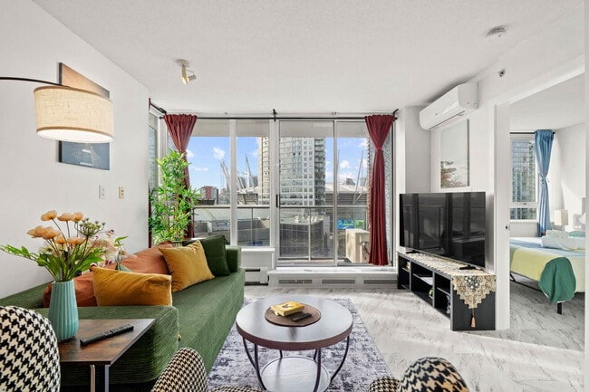 689 Expo Blvd Unit SI ID1570104P