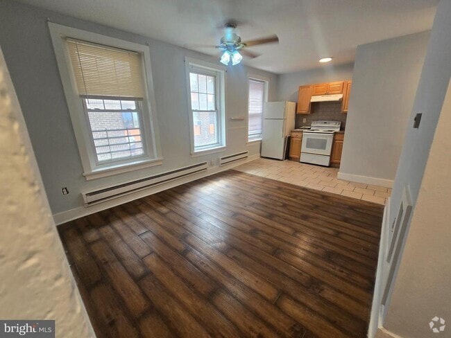 Building Photo - 241-43 W Queen Ln Unit 1R Rental