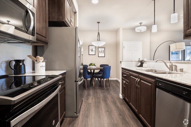 2BR, 2BA - Scarlet - Canyon Oaks Luxury Apartments