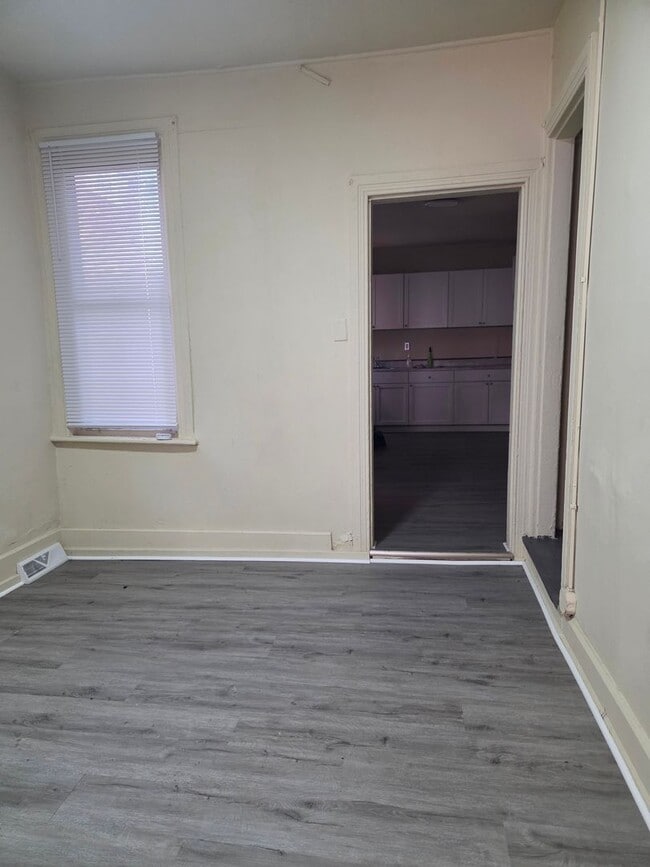 Photo - 459 Walnut St