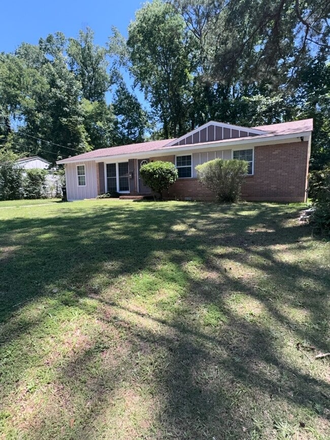 Building Photo - 5020 Shirley Ann Dr