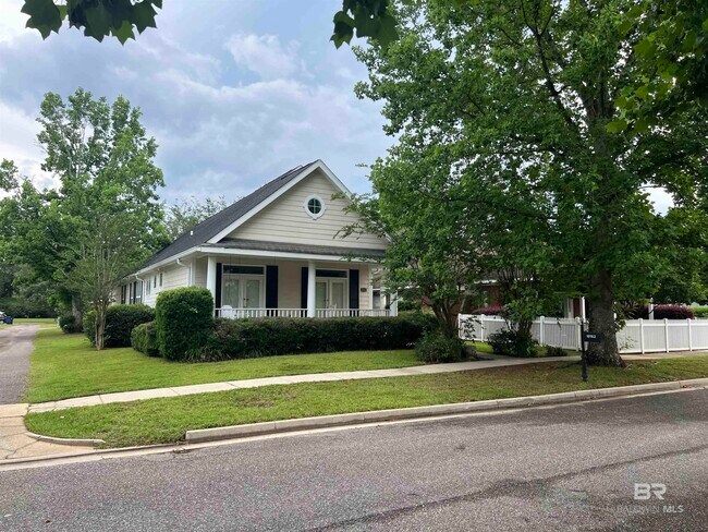 Photo - 10162 Papas St