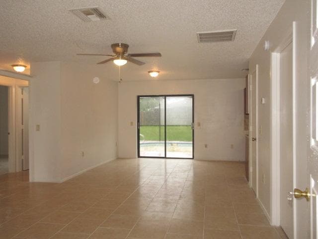Photo - 11348 Linden Dr