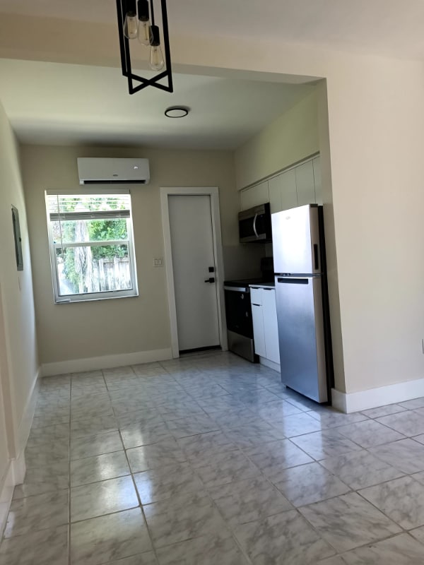 Photo - 2489 SW 27th St Unit 6