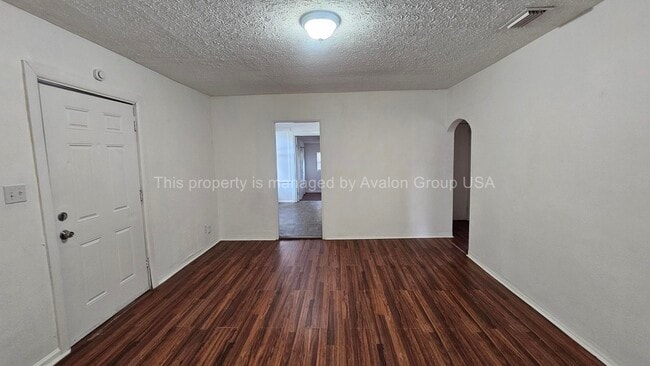 Photo - 9103 10th Ave