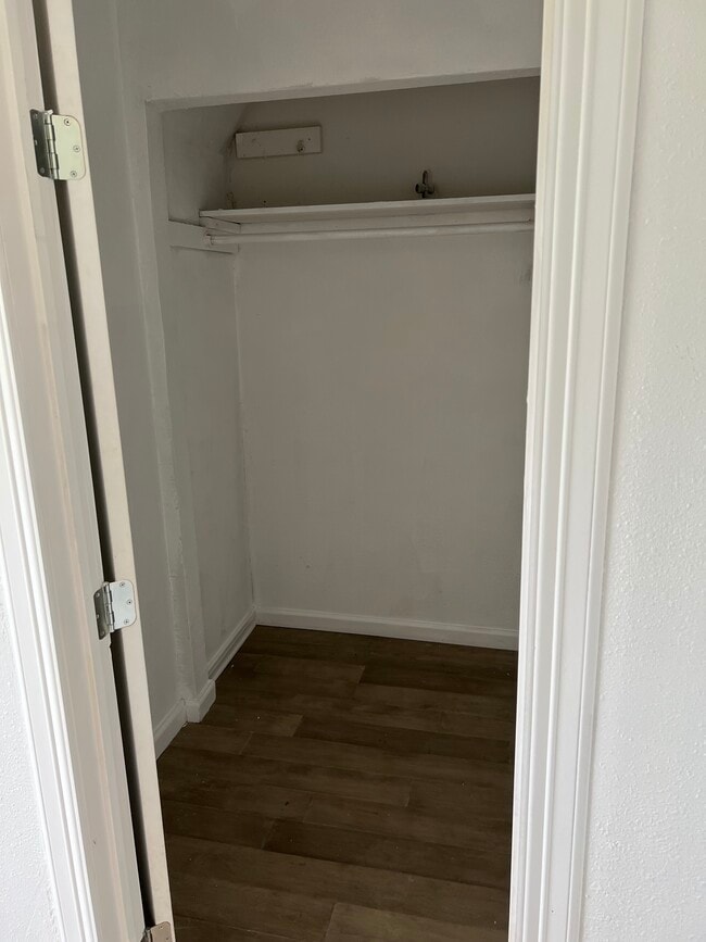 Photo - 7226 E Trenton Rd