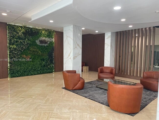 Photo - 250 174th St Unit 2008