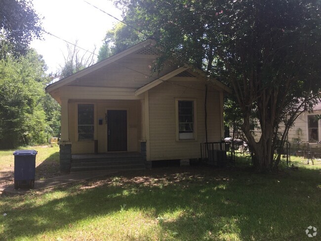 Building Photo - 2625 Dupont St Rental