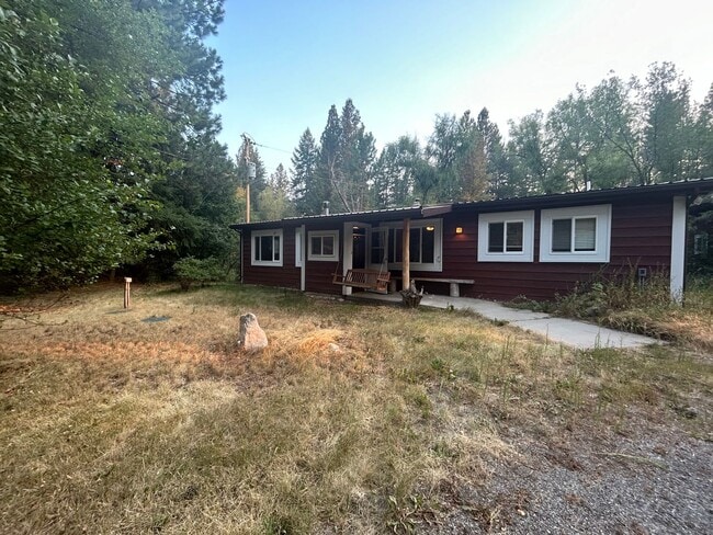 Photo - 15295 Hwy 12 W