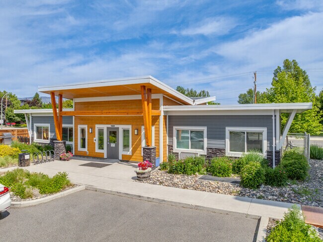 Amenity Building and Office - Mission Flats