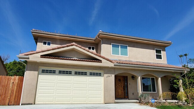 Photo - 17913 Tiara St