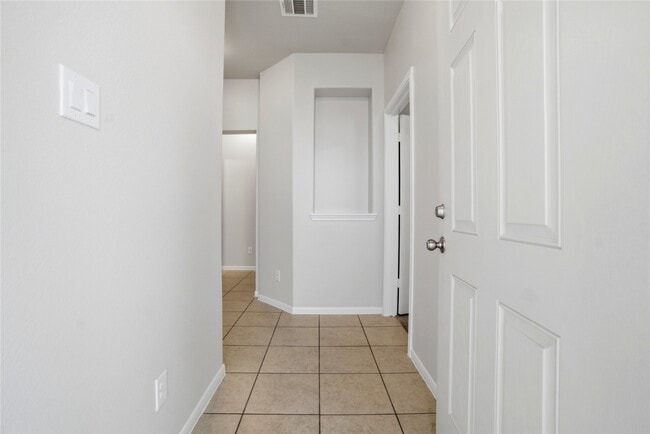 Photo - 116 Camelot Pl Ct