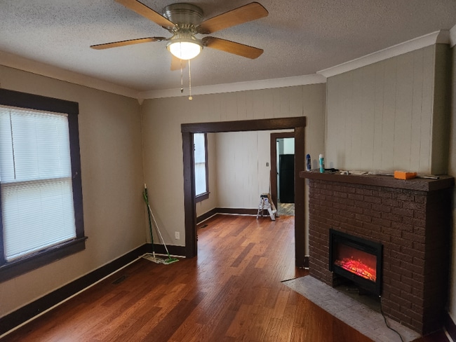 Photo - 2117 S Maple St