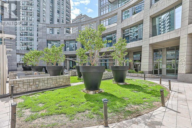 Photo - 2191 Yonge St Unit 2905