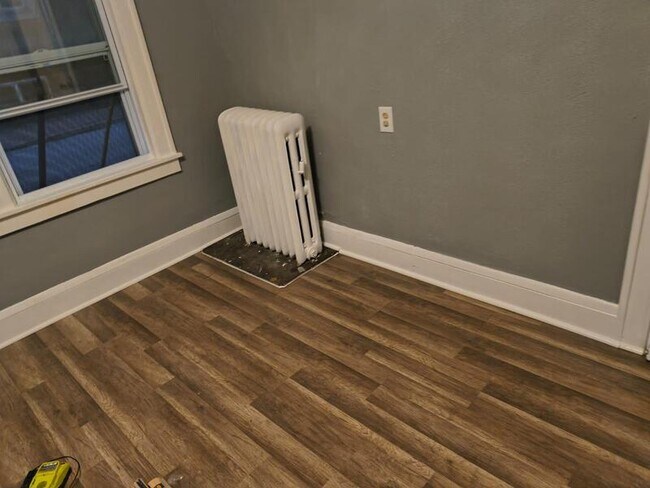 Photo - 13315 Madison Ave Unit 5