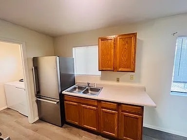 Photo - 826 E Waverly St