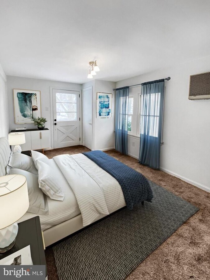 Photo - 201 - 364 Roberts- Sparango Unit B