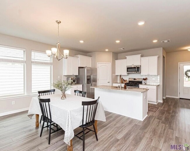 Photo - 1219 Foxtail Dr