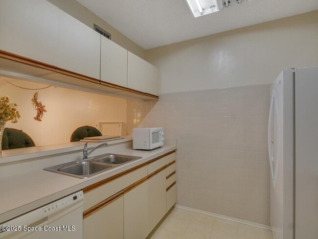 Photo - 27 Plantation Dr Unit 202