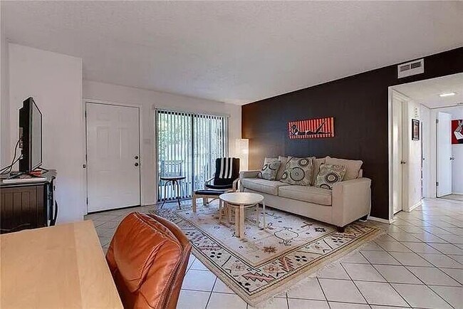 Photo - 6211 Adalee Ave
