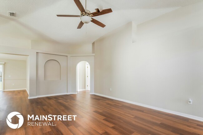 Photo - 930 Deming Dr