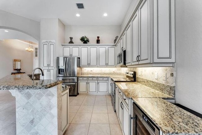 Photo - 8345 Pine Ln