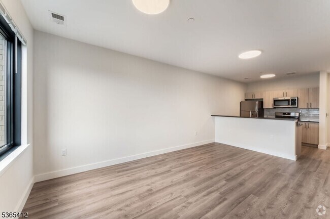 Building Photo - 72 S Essex Ave Unit 602 Rental