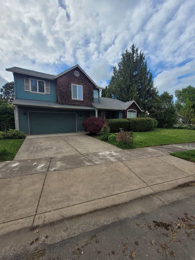 Photo - Charming and Spacious 3BB/2.5BA home for rent!  AVAILABLE NOW