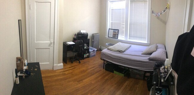 Photo - 2 Bed on the Green Line for August