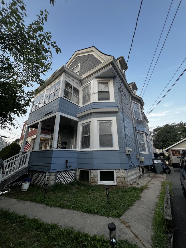 Photo - 37 E Passaic Ave Unit 5 Bedroom Apt