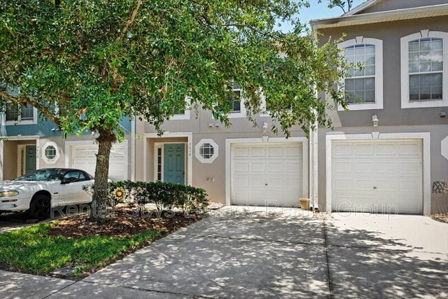 Building Photo - 7414 Palm Hills Dr
