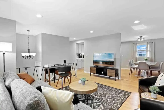 Photo - 1523 Bates Ln Unidad ID1237885P