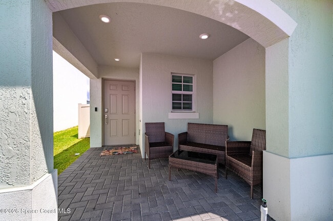 Photo - 1328 Colebrook Cir SW
