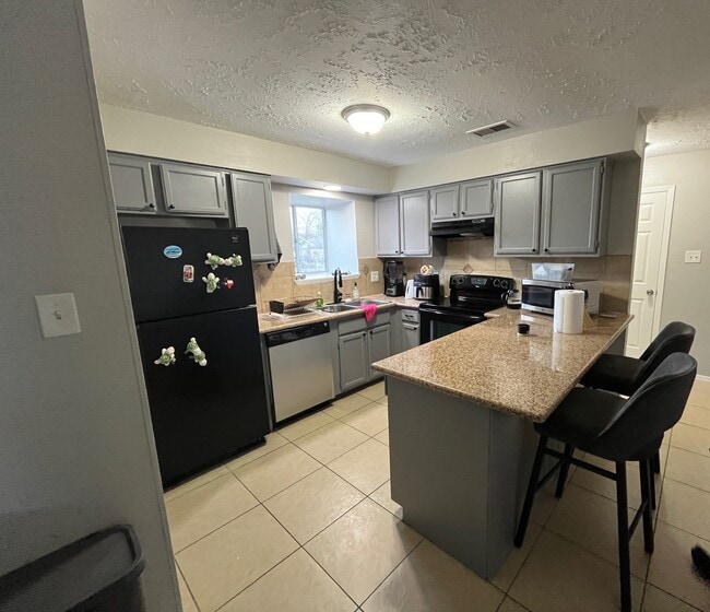 Photo - 24131 Tayloe House Ln