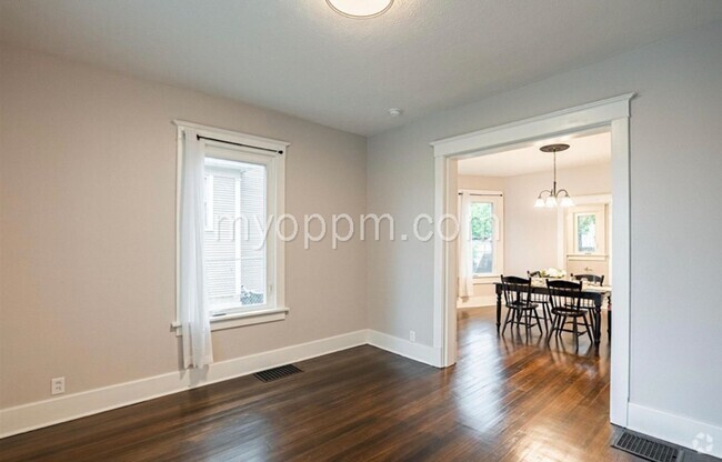 Building Photo - Completely Remodeled 4 Bedroom House