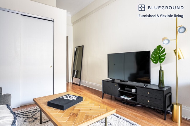 Photo - 62 Boylston St Unit FL9-ID243