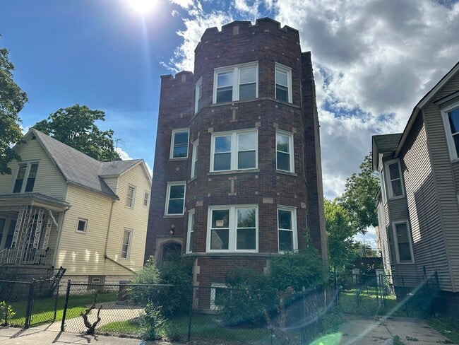 Building Photo - 11320 S Edbrooke Ave Rental