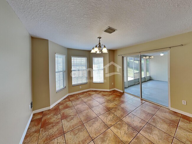 Photo - 315 Morningview Dr