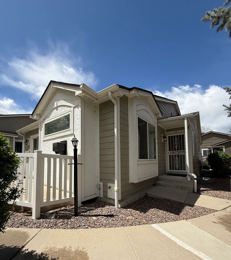 Charming 2 Bed, 2 Bath Home for Rent in We... - Charming 2 Bed, 2 Bath Home for Rent in We...
