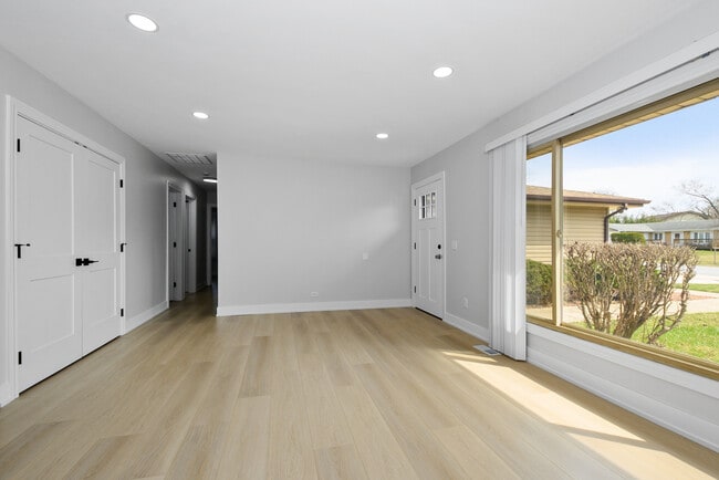 Photo - 7800 W Kingston Dr