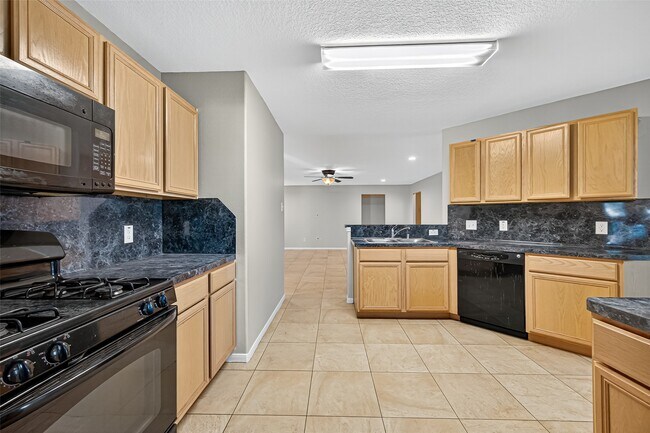 Photo - 3343 Apple Dale Dr